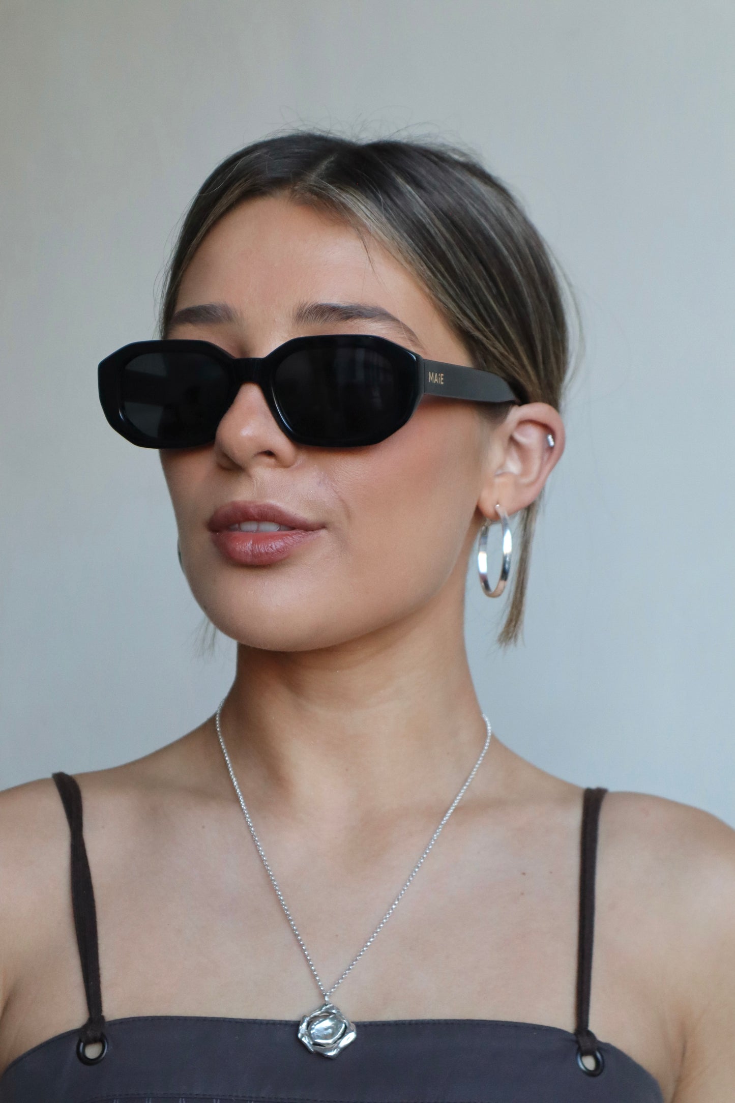 Kesh - Black Grey Rectangle Sunglasses